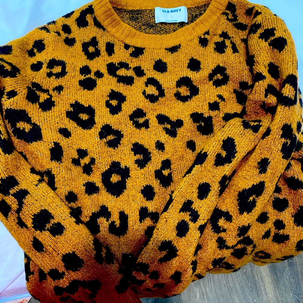 Old Navy Sweater
